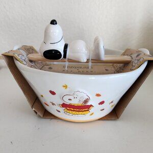 RAE DUNN PEANUTS Snoopy Sweater Weather Rice Noodle Bowl w/Chopsticks Brand NEW